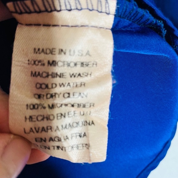 Magnet art royal blue button down short sleeve top - Picture 5 of 5